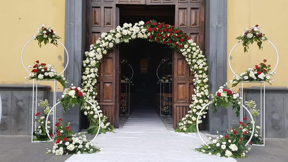 sposi in campania, sposi campania, matrimonio campania, matrimonio in campania, allestimenti matrimonio, fiori matrimonio, fioristi napoli, trofi wedding, fioristi campania, fioristi napoli, flower design, fiori sposa, fiori