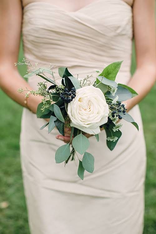 Bouquet di nozze:  quattro idee per la sposa 2020