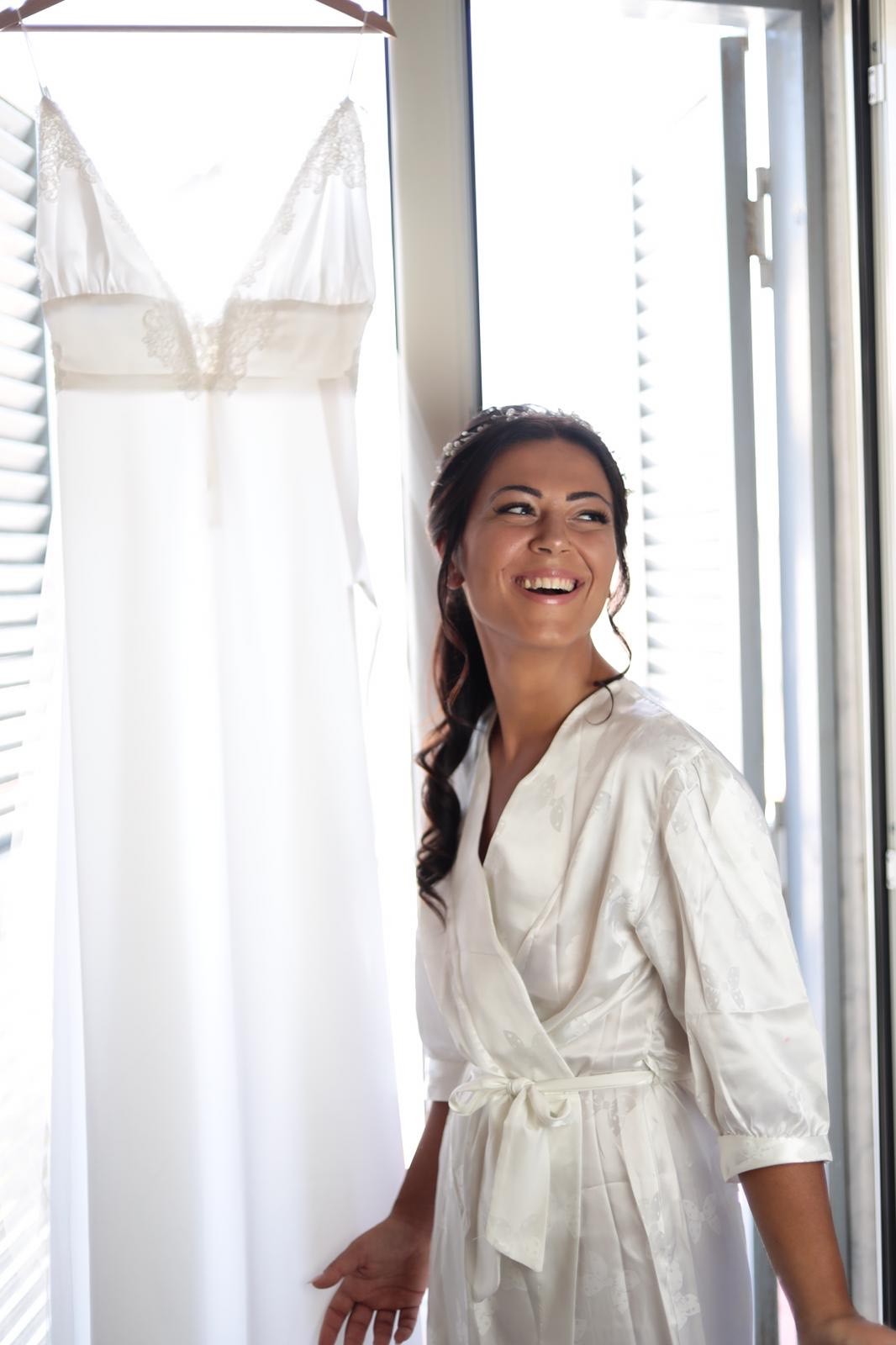 sposi in campania, abito da sposa, abito da sposa napoli, abito da sposa portici, abito da sposa su misura, abito da sposa cucito a mano, atelier sposa, sposa atelier, abito da sposa cercasi, stilista sposa, stilisti sposa napoli, abito bianco, abiti cerimonia, sartoria sposa napoli, sposi campania, matrimonio campania, campania sposi, campania matrimonio, fatto a mano