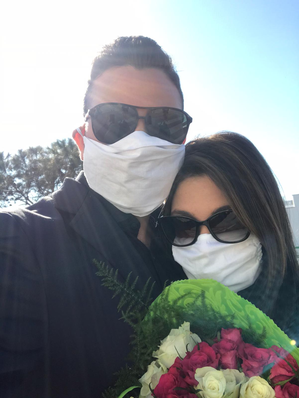 futuri sposi a giugno?, sposi coronavirus, sposi covid-19, lorena e biagio sposi, sposi con mascherine, promessa matrimonio con mascherina, sposi in campania, sposi campania, sposincampania, matrimoni campania, matrimonio campania, emergenza coronavirus, emergenza covid-19 italia