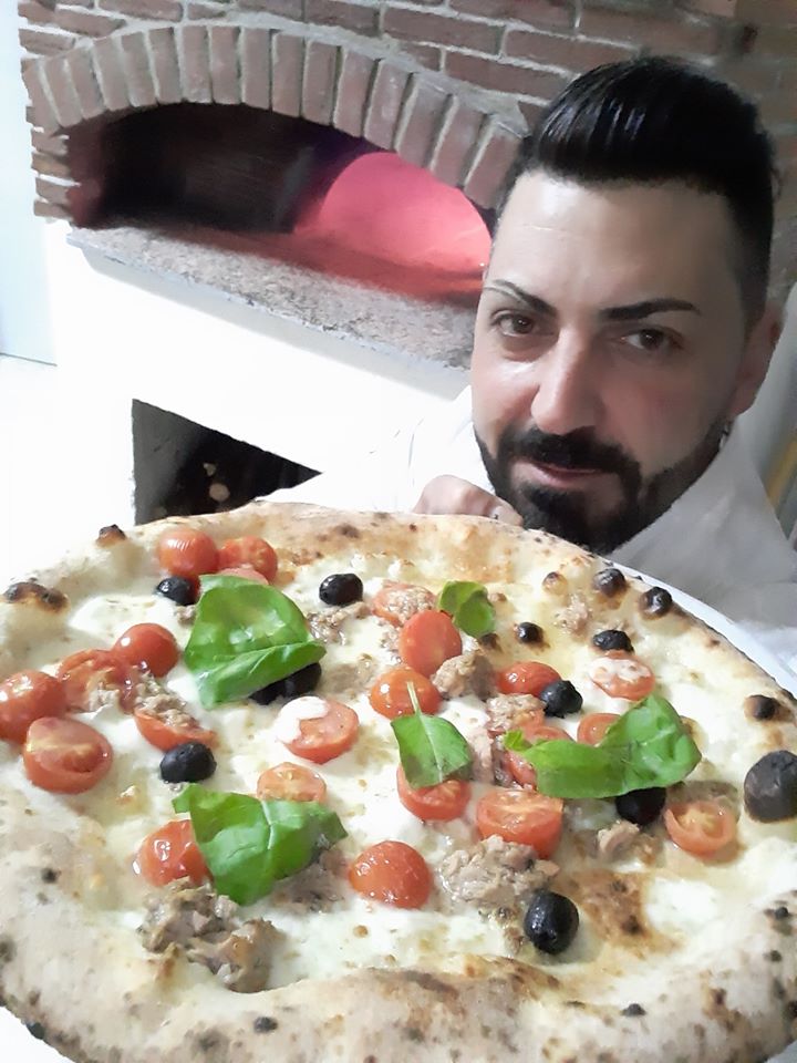 La storia di Andi Iannaccone, Il Tempio della Pizza, Il Tempio della Pizza Contrada, Contrada, servizio a domicilio pizzeria, emergenza coronavirus, fase 2 emergenza covid-19, sposi golosi, made in campania, pizza
