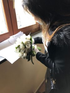 i promessi sposi che superano l'emergenza, promessa di matrimonio, emergenza coronavirus, emergenza covid-19, rosangela e felice promessi sposi, sposincampania, sposi campania, sposi in campania, matrimoni campania, matrimonio campania, rosangela e felice promessi sposi mascherine, mascherine coronavirus