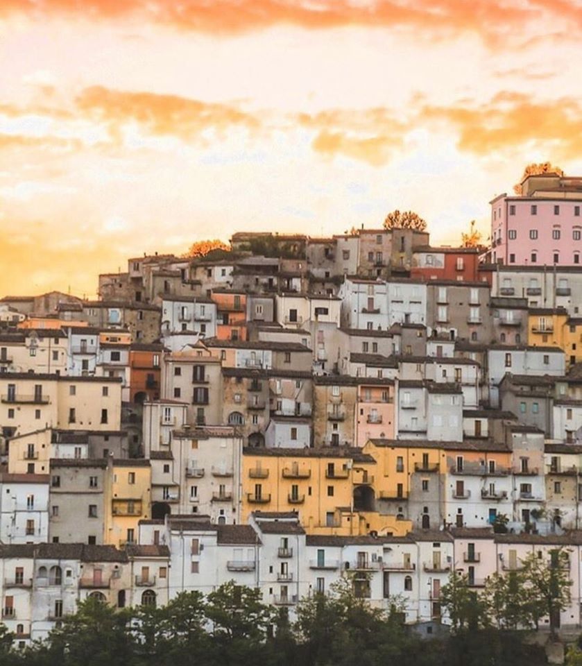 calitri irpino, comune di calitri irpino, irpinia, regione campania, turismo, turismo regione campania, turismo irpinia, enogastronomia irpina, calitri irpino sposi in campania