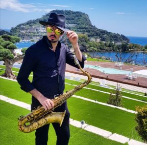 Daniele Vitale Sax: dalla Campania alla conquista del Mondo, daniele vitale sax, karolina protsenko violin, daniele vitale sax sposincampania, daniele vitale sax o sole mio, daniele vitale sax vivo per lei, eccellenze campane, wedding campania, wedding, daniele vitale sax youtube