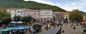 roccamonfina, turismo, turismo campania, turismo regione campania, roccamonfina castagne, roccamonfina enogastronomia, roccamonfina vulcano, comune roccamonfina, sposincampania,