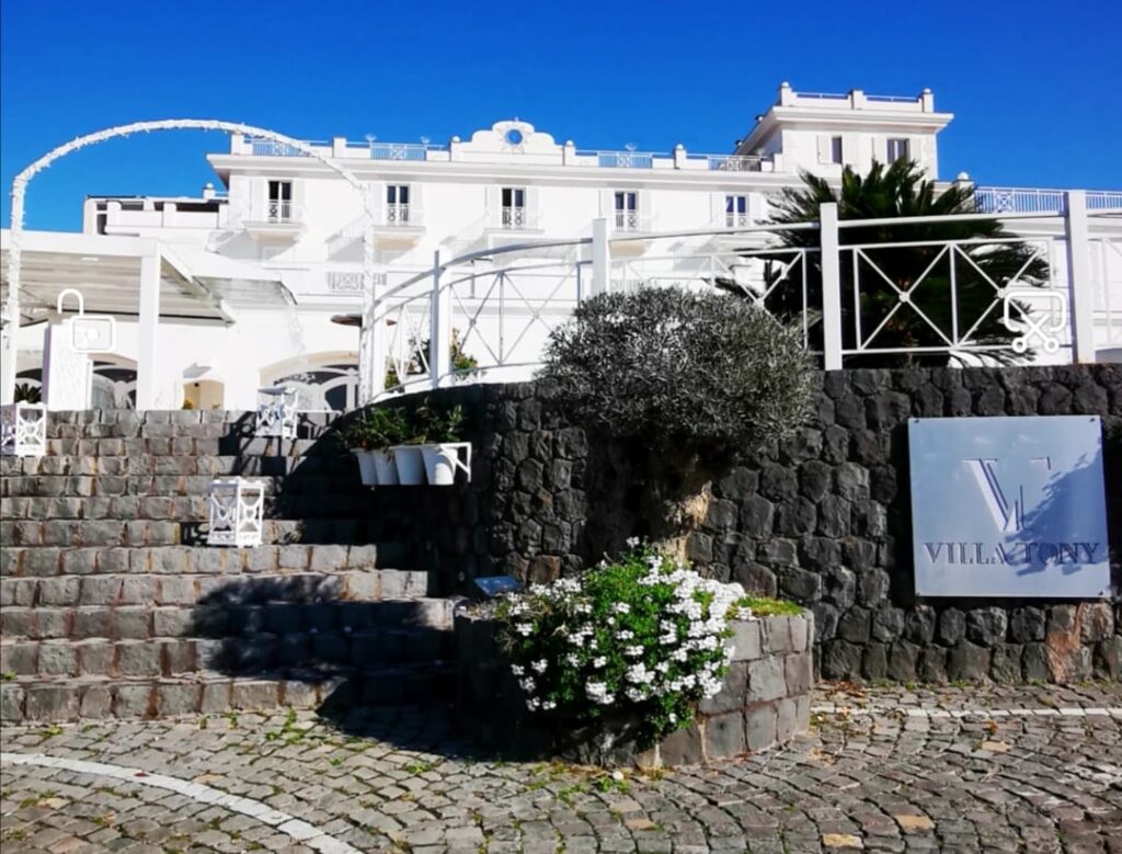 A Villa Tony con Il Calendario delle Spose, atelier boccia pompei, il calendario delle spose, villa tony, sal de maria, sal de maria fashion mix, sal de maria acconciatura, sposincampania, sposi campania, wedding campania, rea academy