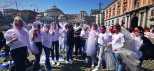 Il mondo del wedding scende in piazza: cortei a Napoli e Caserta, insieme per il wedding, manifestazione wedding napoli, manifestazione wedding caserta, il calendario delle spose, sposincampania, sposi campania, wedding campania, matrimoni campania, eventi campania, protesta wedding campania