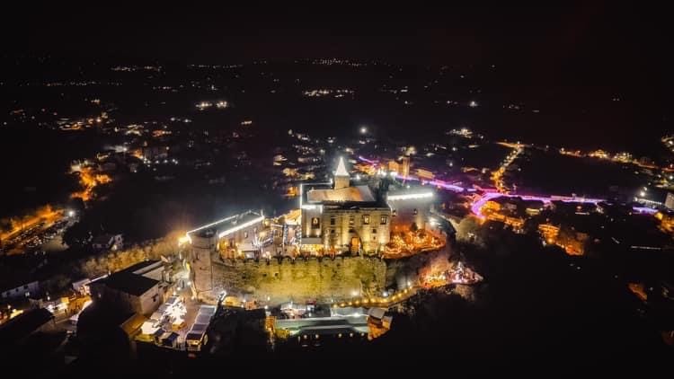 Mercatini di Natale 2021: il Castello di Limatola riapre le porte alla magia