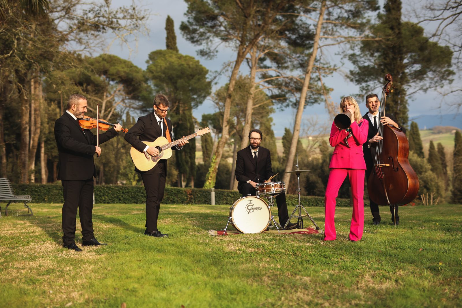 Intrat Agency, Intrat Agency musica, Intrat Agency musica matrimoni, Intrat Agency wedding music. Intrat Agency musica campania, Intrat Agency musica napoli, Intrat Agency musica sposi, Intrat Agency wedding, musica, musica e spettacolo