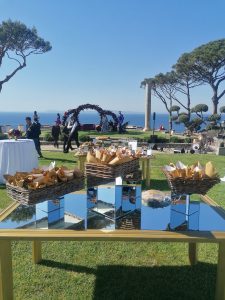 Matrimonio Live Social di Caterina e Alfredo Di Rosa Floral Designer, alfredo di rosa floral designer, sposincampania, matrimonio live social, matrimonio live social esclusiva sposincampania, villa angelina, alfredo di rosa fiori wedding, alfredo di rosa wedding