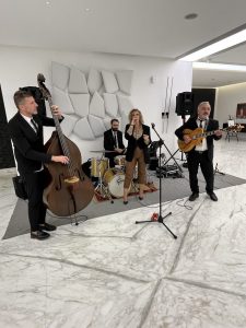 Matrimonio Live Social Intrat Agency con Rosario e Stefania, intrat agency, intrat agency musica matrimoni, intrat agency wedding, matrimonio live social sposincampania, esclusiva sposincampania