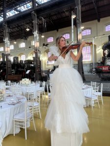 Eden Banqueting firma un wedding da incanto al Museo di Pietrarsa, Eden Banqueting, Museo Pietrarsa, Museo Pietrarsa treni, Eden Banqueting napoli, Eden Banqueting matrimoni campania, Eden Banqueting catering, Eden Banqueting eventi, Eden Banqueting sposi, sposincampania, matrimonio live social sposincampania
