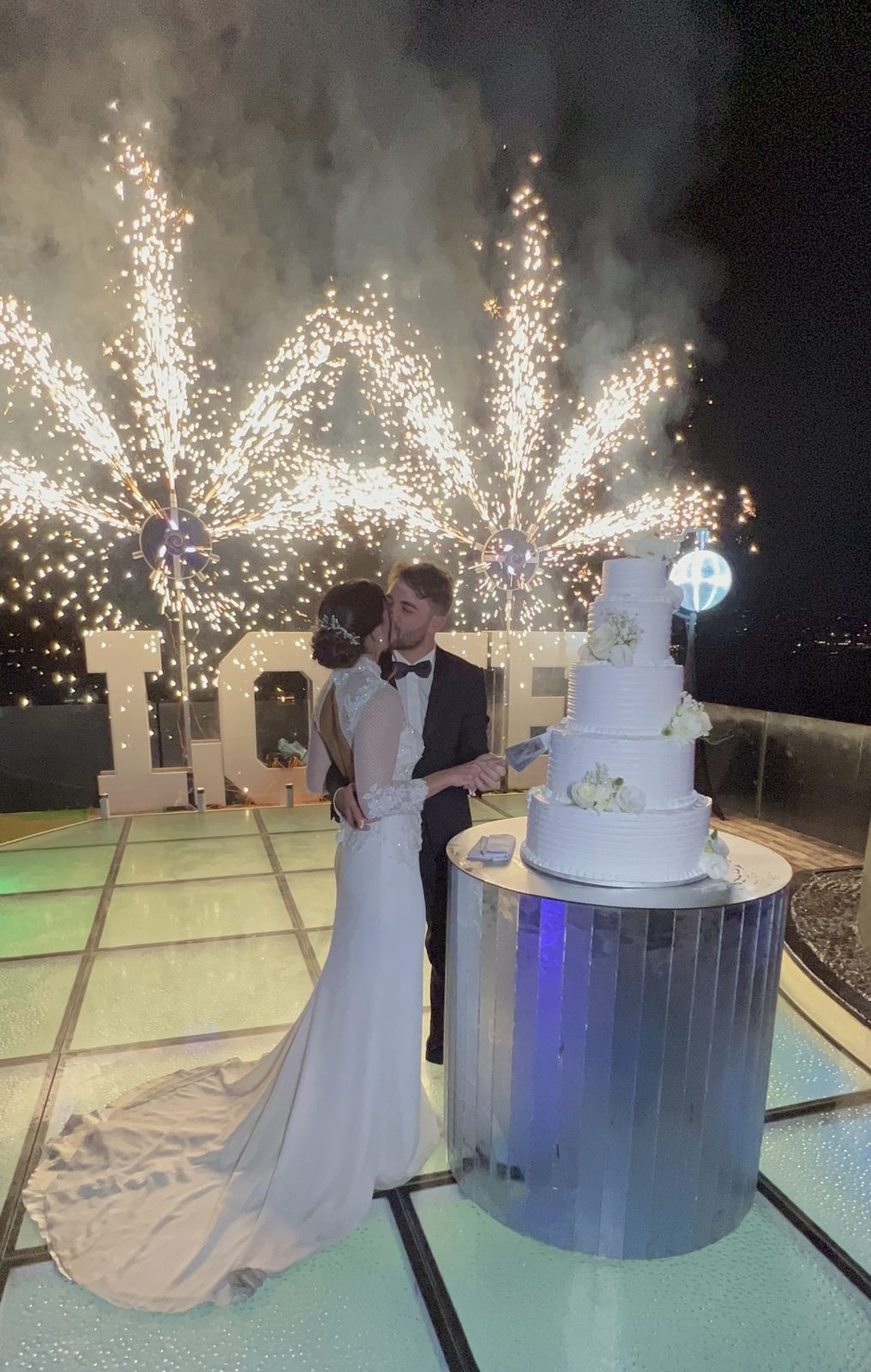 matrimonio, matrimonio fabiana e luigi, Il Gabbiano luogo d'amore per il matrimonio di Fabiana e Gianluigi, Il Gabbiano, Il Gabbiano Bacoli, Il Gabbiano wedding, Il Gabbiano matrimonio live social, matrimonio live social, matrimonio live social esclusiva sposincampania, il gabbiano location