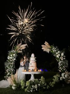 Sara Fiorito una wedding planner per amica nel giorno di Nello e Maria, Sara Fiorito, Sara Fiorito wedding planner, Sara Fiorito wedding specialist, matrimonio live social, matrimonio live social esclusiva sposincampania, nello e maria sposi, sara fiorito wedding planner campania