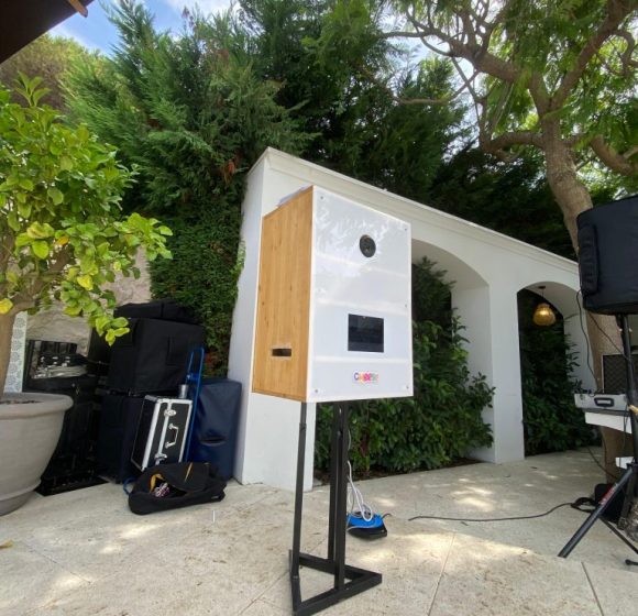 CHEESE PHOTOBOOTH 16