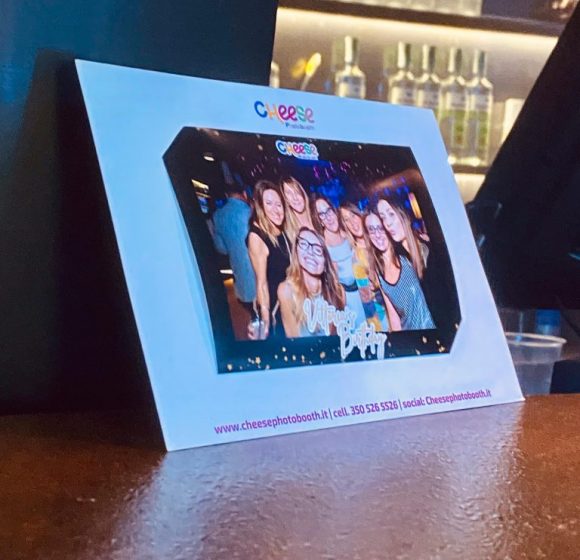 CHEESE PHOTOBOOTH 19