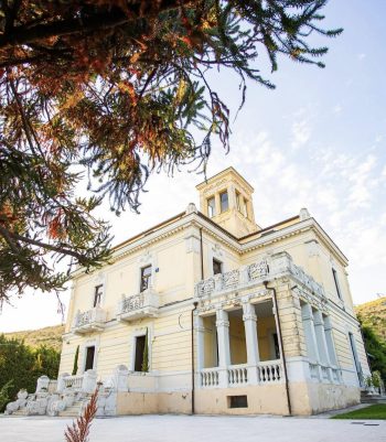 Villa Kennedy: il fascino della storia rivive con la Famiglia Piscitelli-Carfora, Villa Kennedy, Villa Kennedy location, Villa Kennedy eventi campania, Villa Kennedy eventi, Villa Kennedy matrimoni, Villa Kennedy location matrimoni, Villa Kennedy wedding, Ernesto Carfora, Villa Kennedy Famiglia Piscitelli-Carfora, eventi campania, location eventi campania